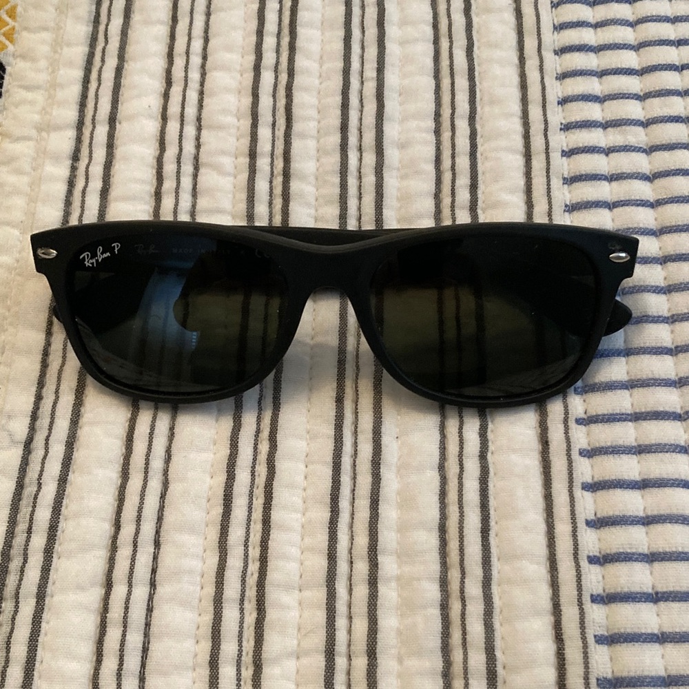 Rayban P
Sunglasses
